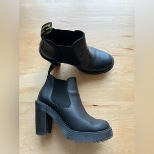 Dr. Marten Hurston Heels size 8